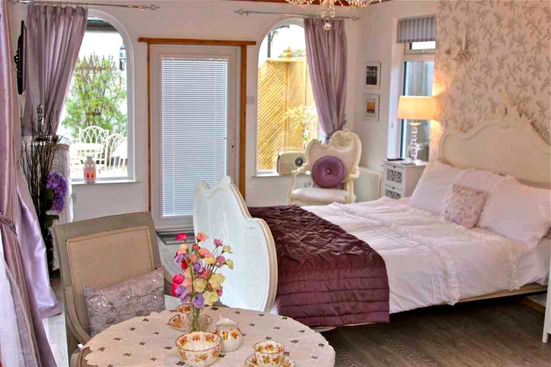 Formby Pinewood Studio B&B 외부 사진
